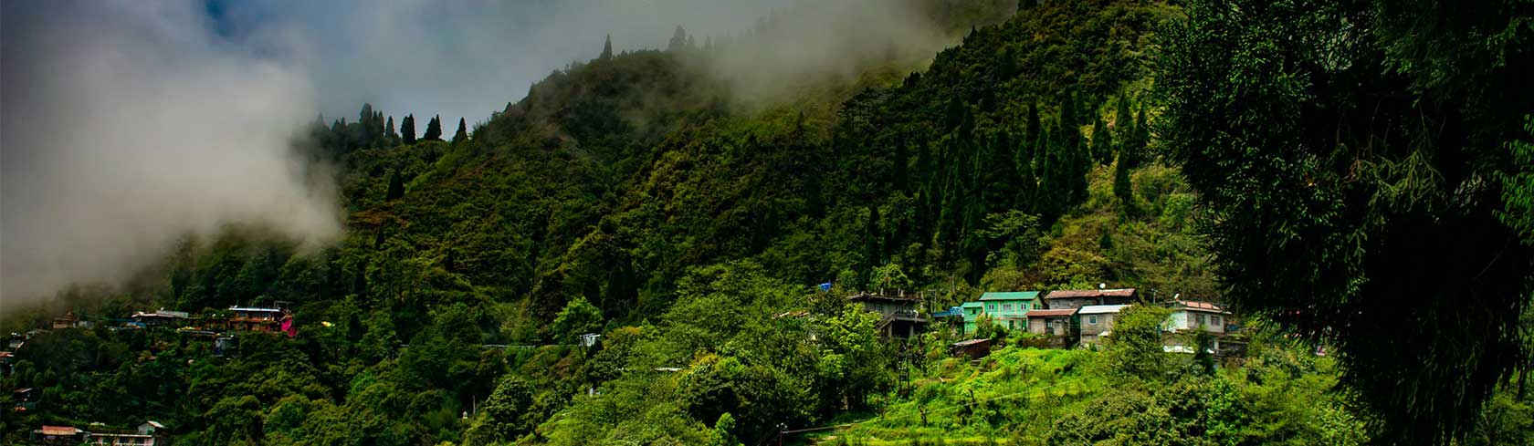 hill image on Darjeeling tour