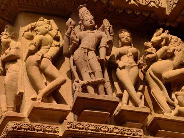 Khajuraho-with-Orchha-Tour